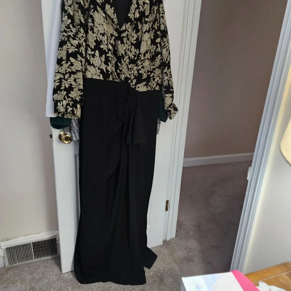 Tadashi brand new gown with tags - Picture 2 of 4